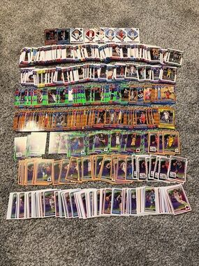 Lot of 535 Panini Haunted Hoops 2023/24 & 2024/25 basketball cards w/ Rookies
